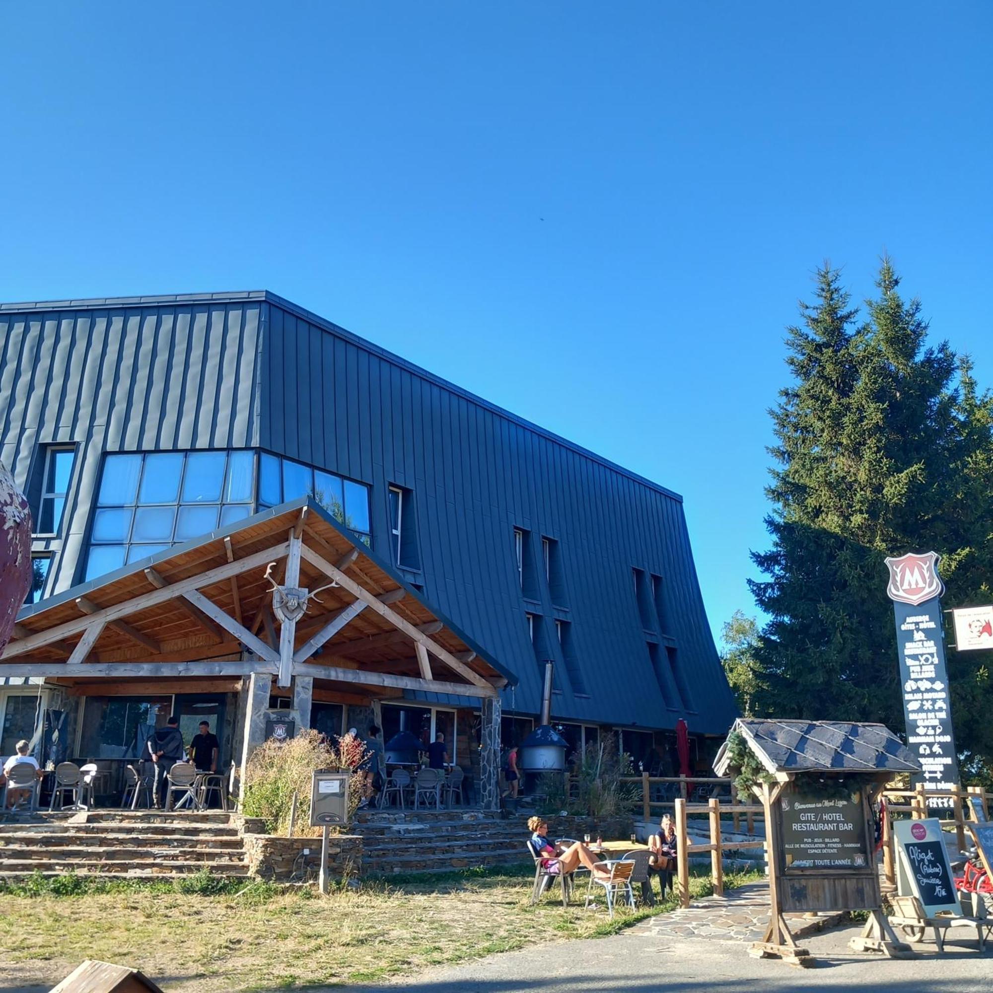Montlo Relais Des Cerfs Hotel Cubieres Eksteriør billede